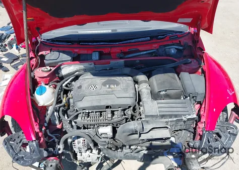 2015 Volkswagen Beetle 1.8T z USA, uszkodzony, nr VIN 3VWJ07AT5FM637684